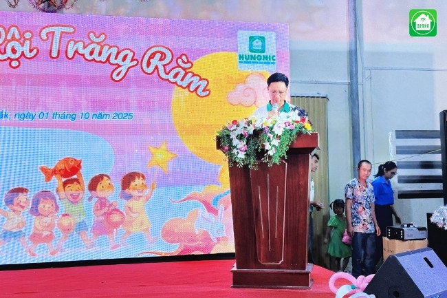 Đêm Hội Trăng Rằm 2025 — Hunonic đồng hành cùng trẻ em tỉnh Đắk Lắk 6 hunonic đồng hành cũng trẻ em khó khăn tỉnh daklak